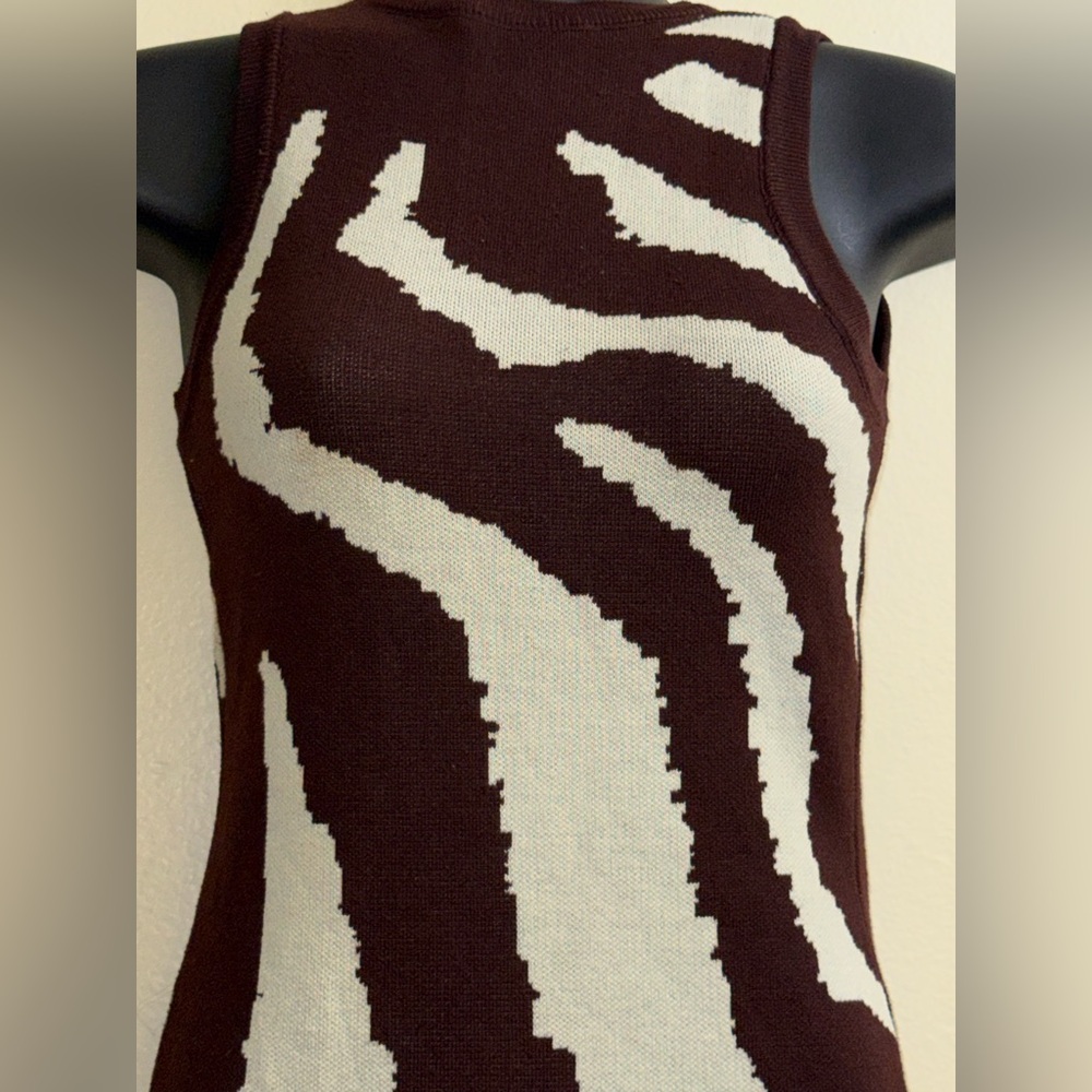 SHEIN Maroon & Ivory Zebra-Print Midi Dress - Picture 4 of 6
